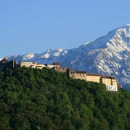 Rem'S Pension Rîşnov Екстериор снимка