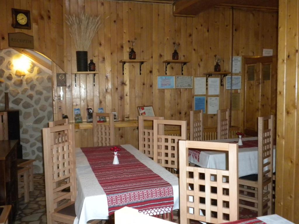 Rem'S Pension Rîşnov Екстериор снимка